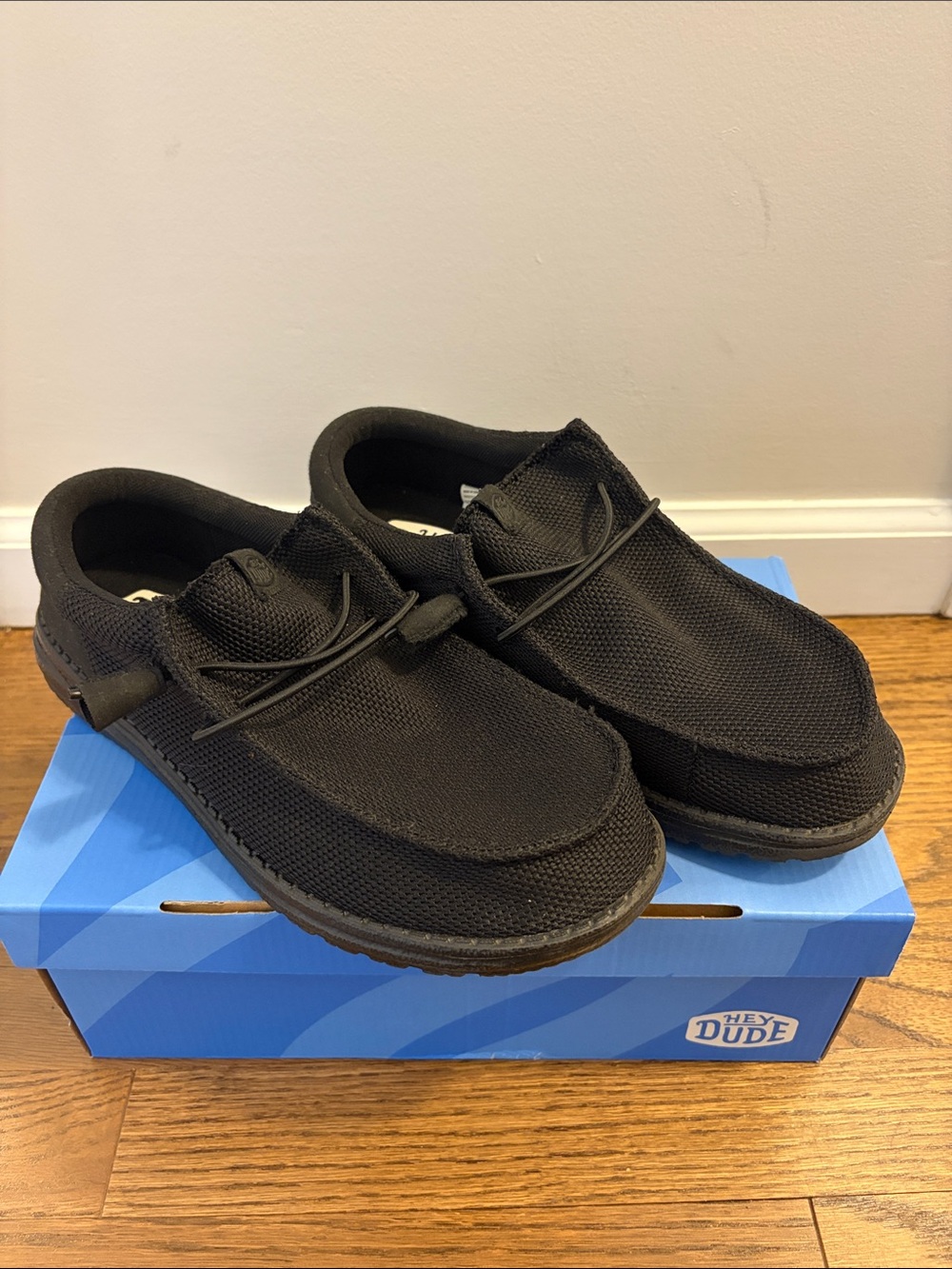 Men’s Wally Hey Dude Black Slip-On Loafers